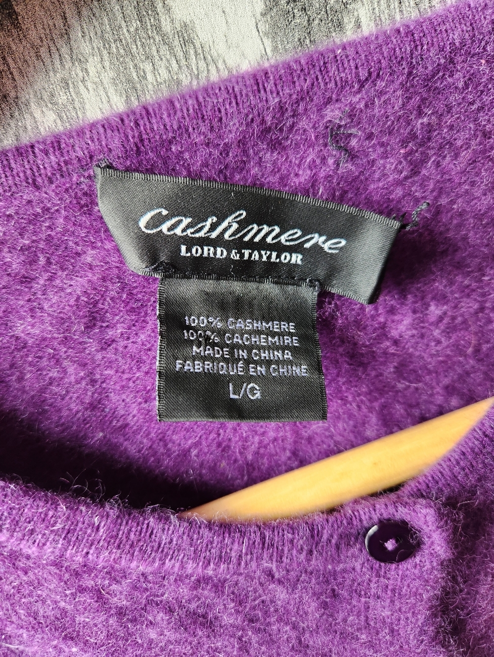 Lord & Taylor Purple Crewneck Cardigan Sweater 100% Cashmere Large - Picture 4 of 8